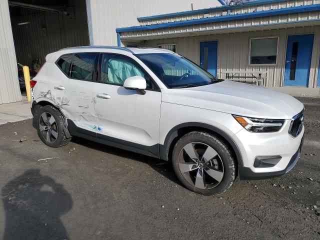 YV4162UK8M2564111 2021 VOLVO XC40-3