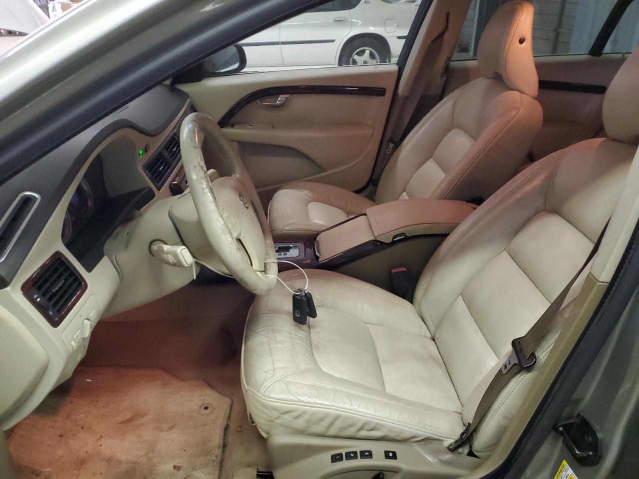 YV1AH852681076697 2008 Volvo S80 V8