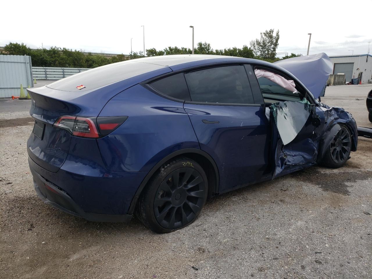 Lot #2978401010 2023 TESLA MODEL Y