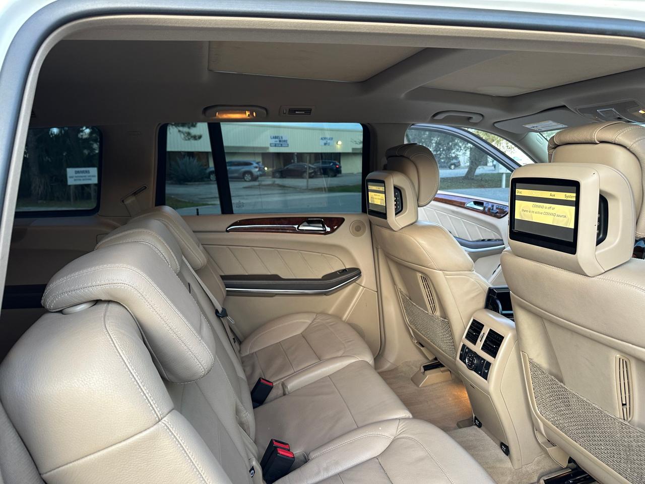 4JGDF7DE7FA529183 2015 Mercedes-Benz Gl 550 4Matic