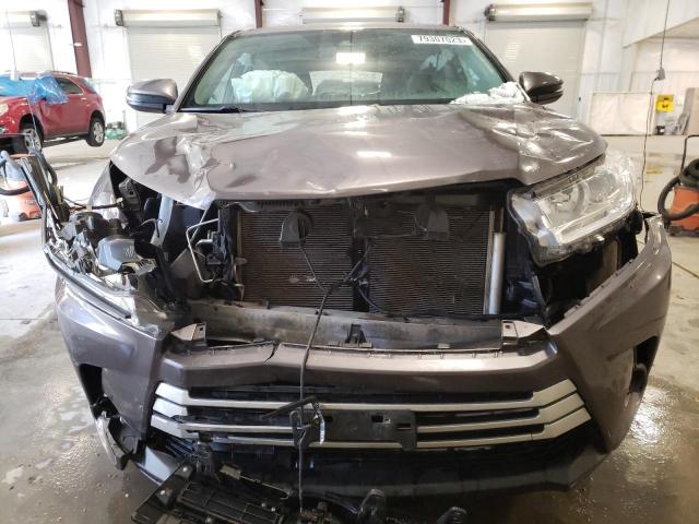 VIN 5TDBZRFHXKS965836 2019 Toyota Highlander, LE no.5