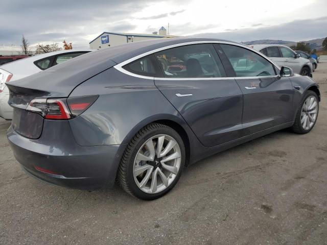 5YJ3E1EA6JF011965 | 2018 Tesla model 3