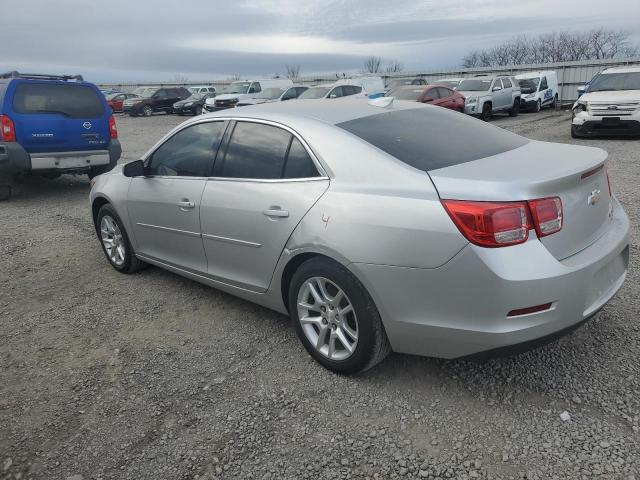 2016 Chevrolet Malibu - Image 2