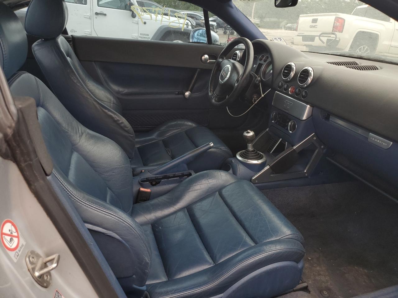 truuc28n4y1011647 TRUUC28N4Y1011647 2000 Audi Tt Quattro