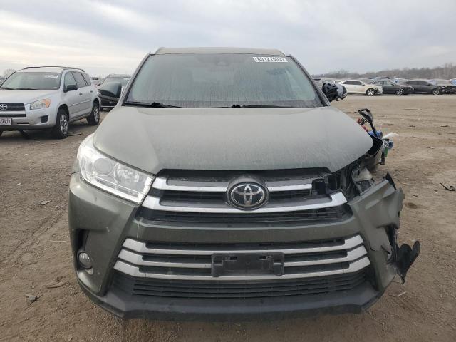 VIN 5TDJZRFH1KS741737 2019 Toyota Highlander, SE no.5