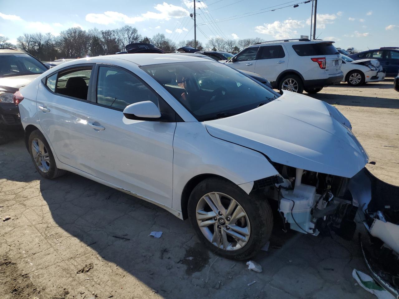 2020 Hyundai Elantra Sel vin: 5NPD84LF2LH591747