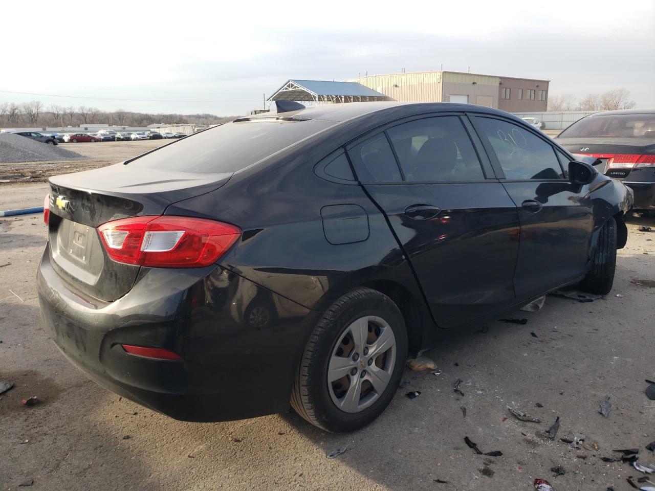 2017 Chevrolet Cruze Ls vin: 1G1BC5SM5H7221554