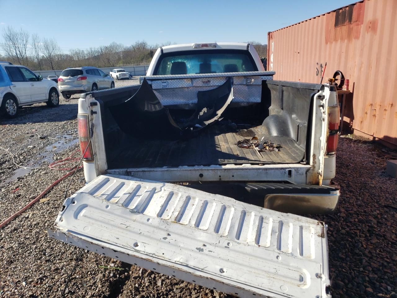 1FTNF1CF1BKD82458 2011 Ford F150