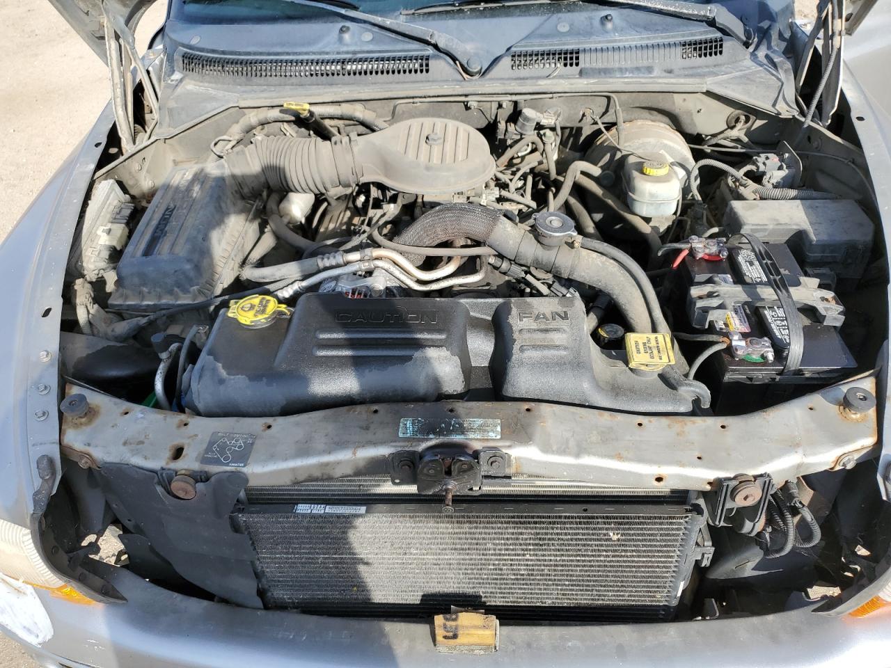 1B4HR28Z7YF275975 2000 Dodge Durango