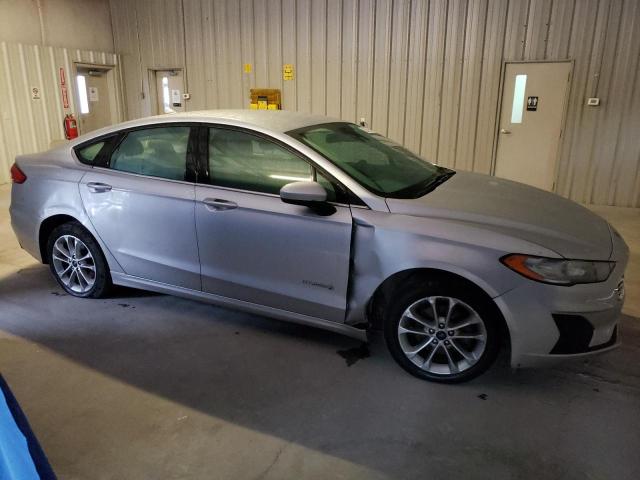 3FA6P0LU0KR225385 | 2019 Ford fusion se