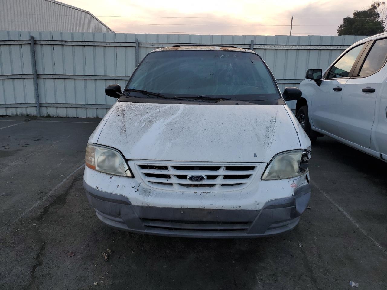 2FMZA5143YBA00518 2000 Ford Windstar Lx