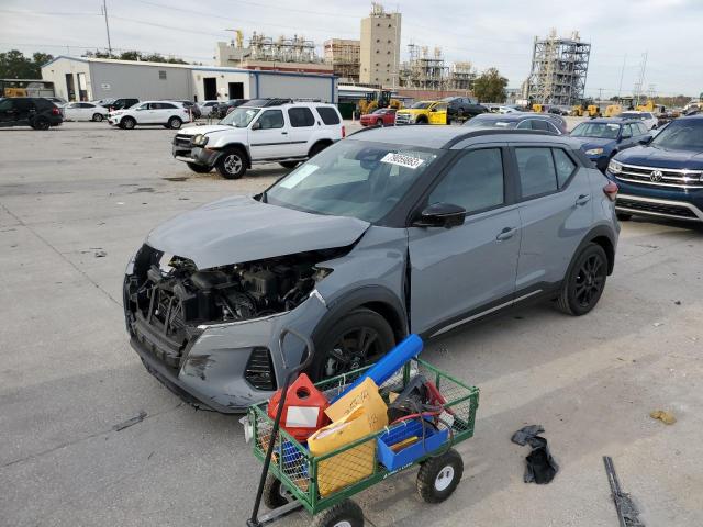 2023 Nissan Kicks SR