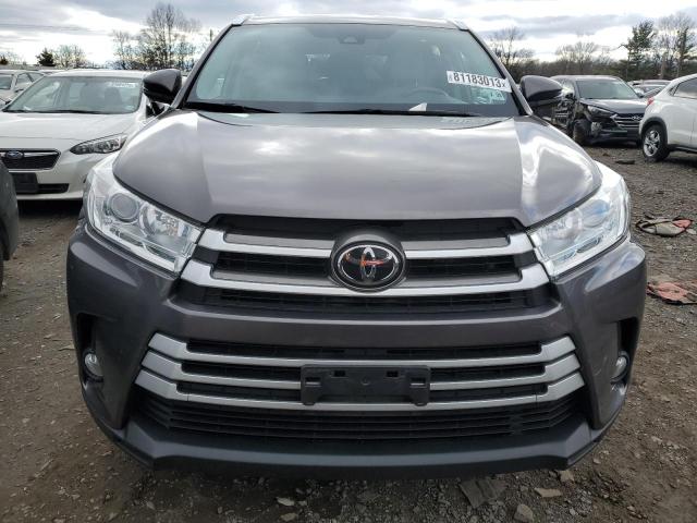 VIN 5TDJZRFH1KS630041 2019 Toyota Highlander, SE no.5