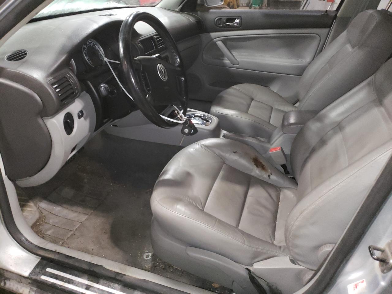 WVWVD63B43E121261 2003 Volkswagen Passat Gls