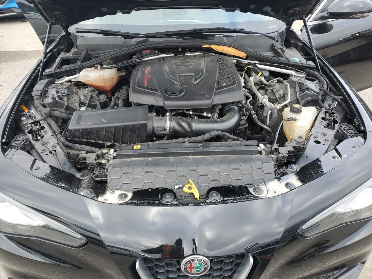 2017 Alfa Romeo Giulia Ti vin: ZARFAECN8H7558828