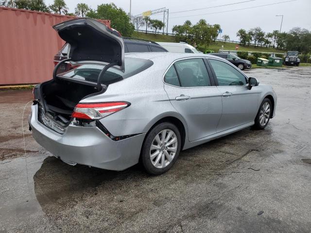 Vin: 4t1b11hk7ju546530, lot: 81998293, toyota camry l 20183