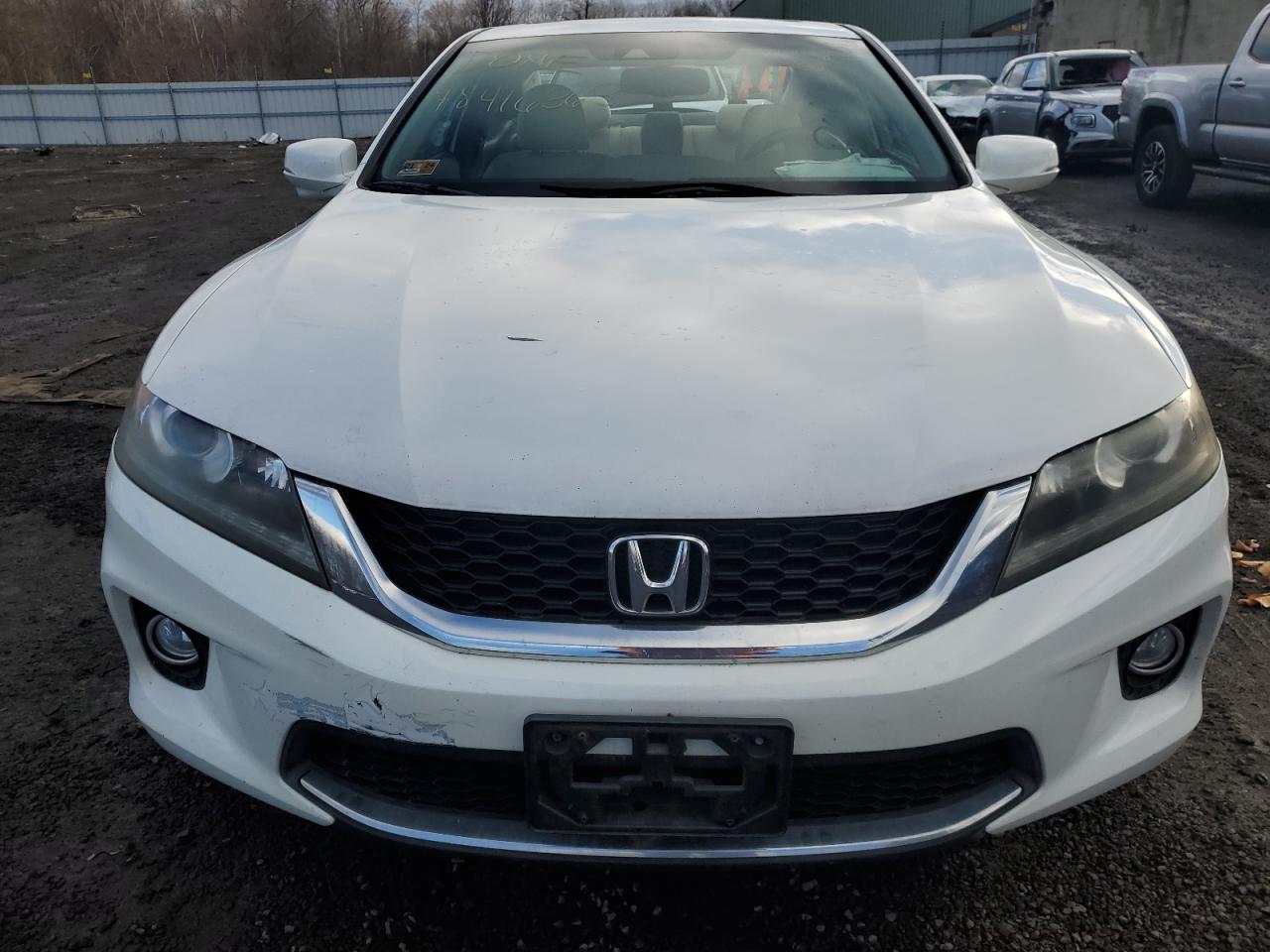 2015 Honda Accord Exl vin: 1HGCT2B85FA002110