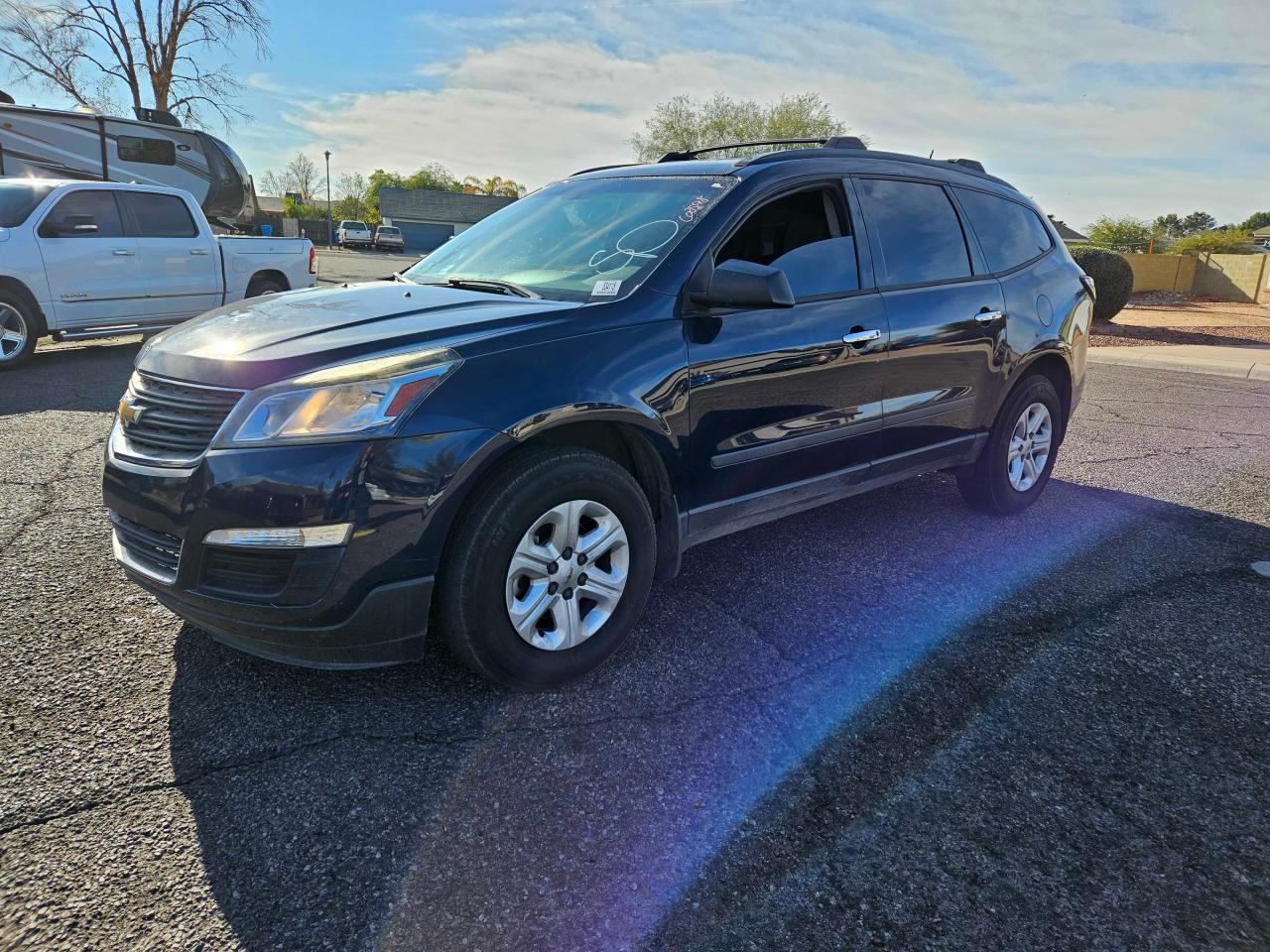 1GNKRFED4GJ269014 2016 Chevrolet Traverse Ls