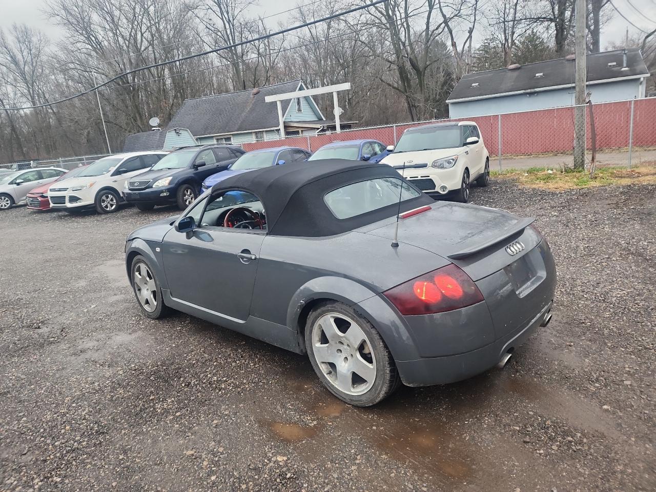 TRUUT28N611017682 2001 Audi Tt Quattro