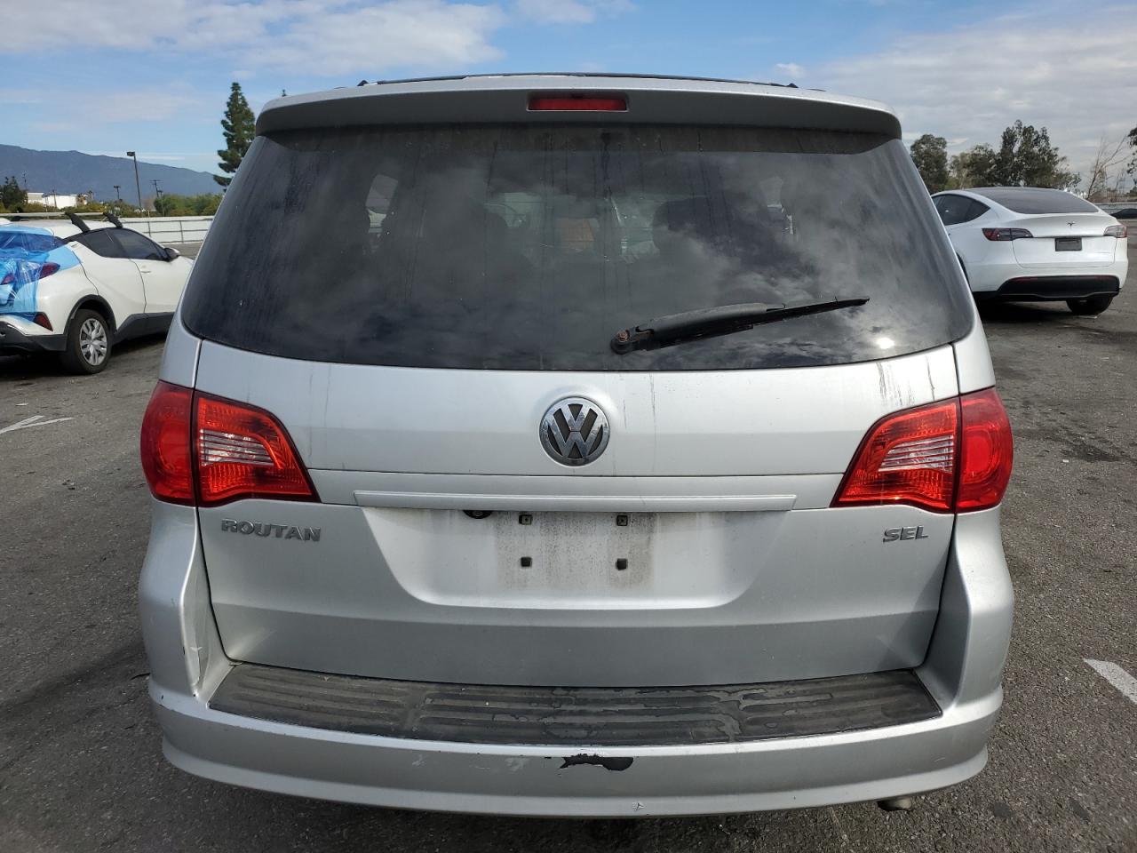 2V8HW64X19R552917 2009 Volkswagen Routan Sel Premium