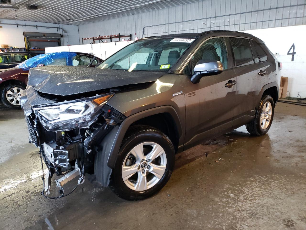 2021 TOYOTA RAV4 XLE  (VIN: 2T3R6RFV0MW007240)