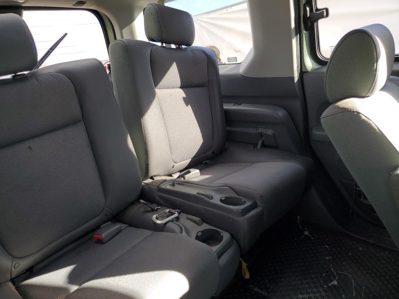 5J6YH28645L019831 2005 Honda Element Ex