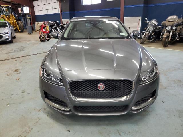 SAJBD4BV4HCY46947 2017 Jaguar Xf Premium