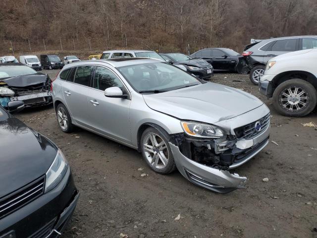 2015 VOLVO V60 PREMIE - YV140MEK2F1260822