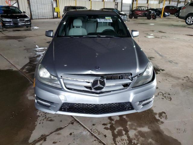 Image 5 of 2012 Mercedes-Benz C-klasse salvage vehicle - Lot #81739013 at Copart