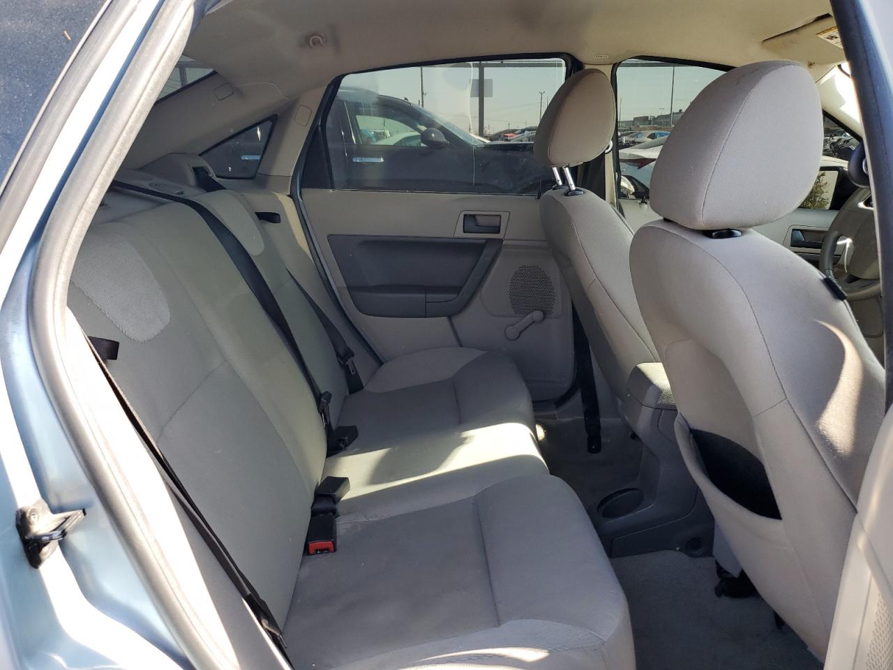 1FAHP34N98W122697 2008 Ford Focus S/Se