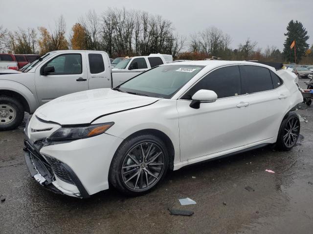 2024 Toyota Camry SE Nightshade