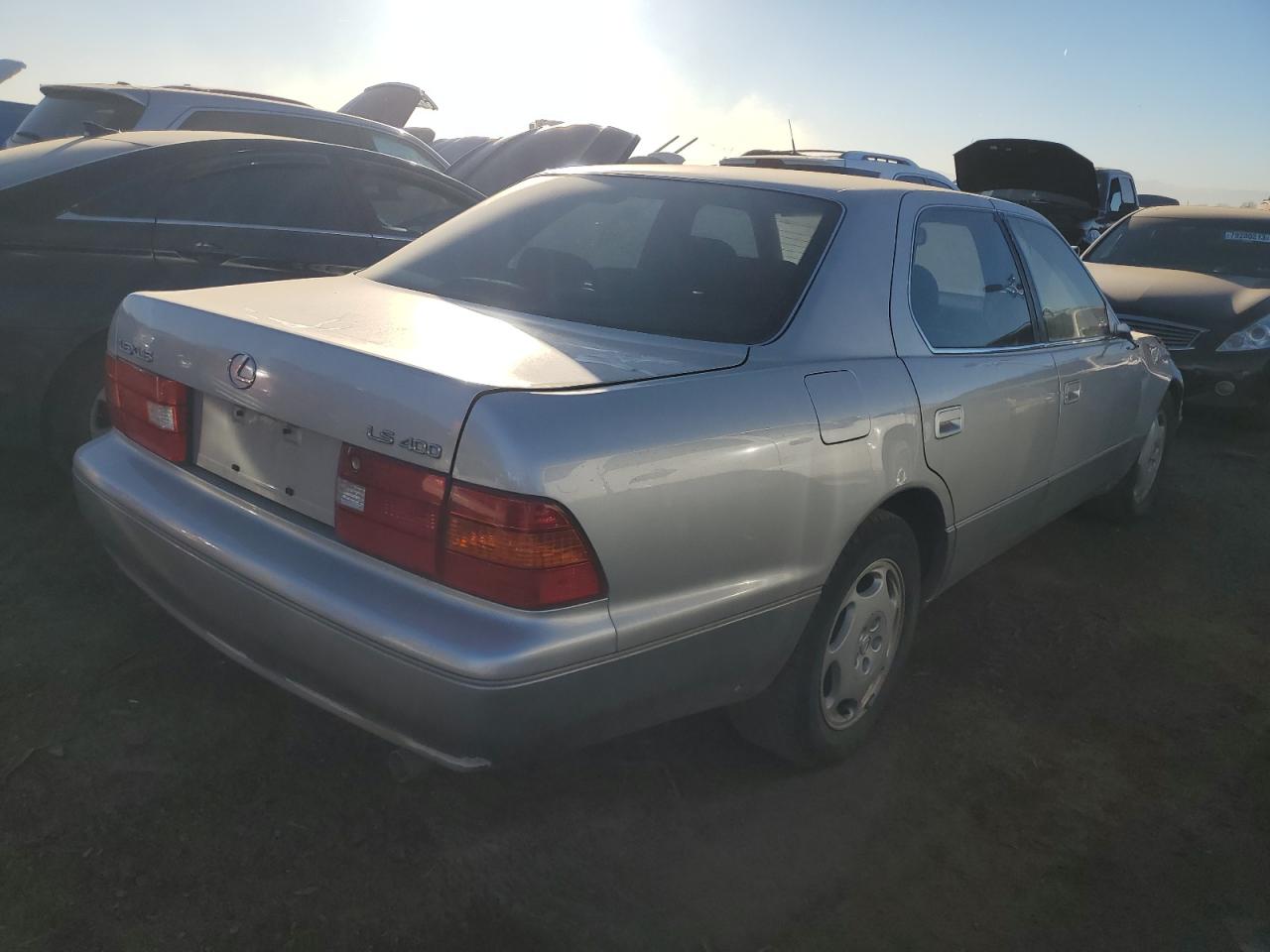 JT8BH28F9X0145472 1999 Lexus Ls 400