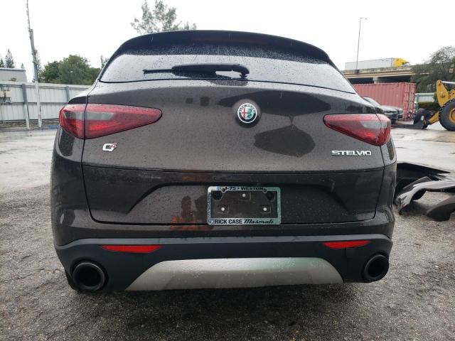 ZASFAKBNXJ7C22671 | 2018 ALFA ROMEO STELVIO TI