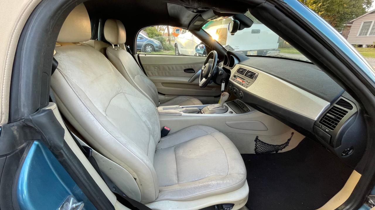 4usbt33403ls40873 4USBT33403LS40873 2003 BMW Z4 2.5