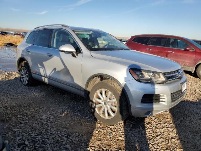 2012 Volkswagen Touareg V6 Tdi VIN: WVGFK9BP8CD002946 Lot: 79601573