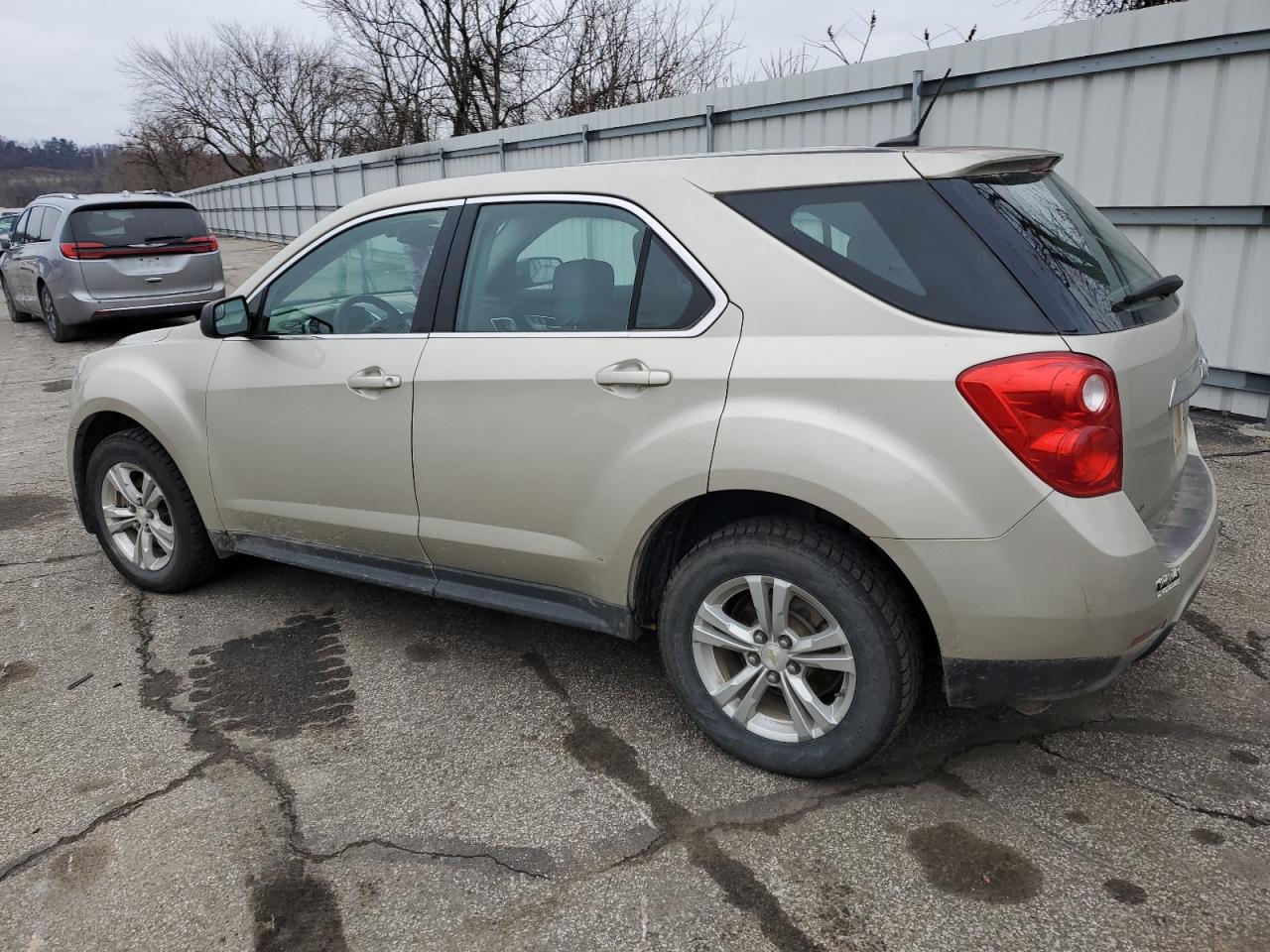 1GNFLEEK8EZ129333 2014 Chevrolet Equinox Ls