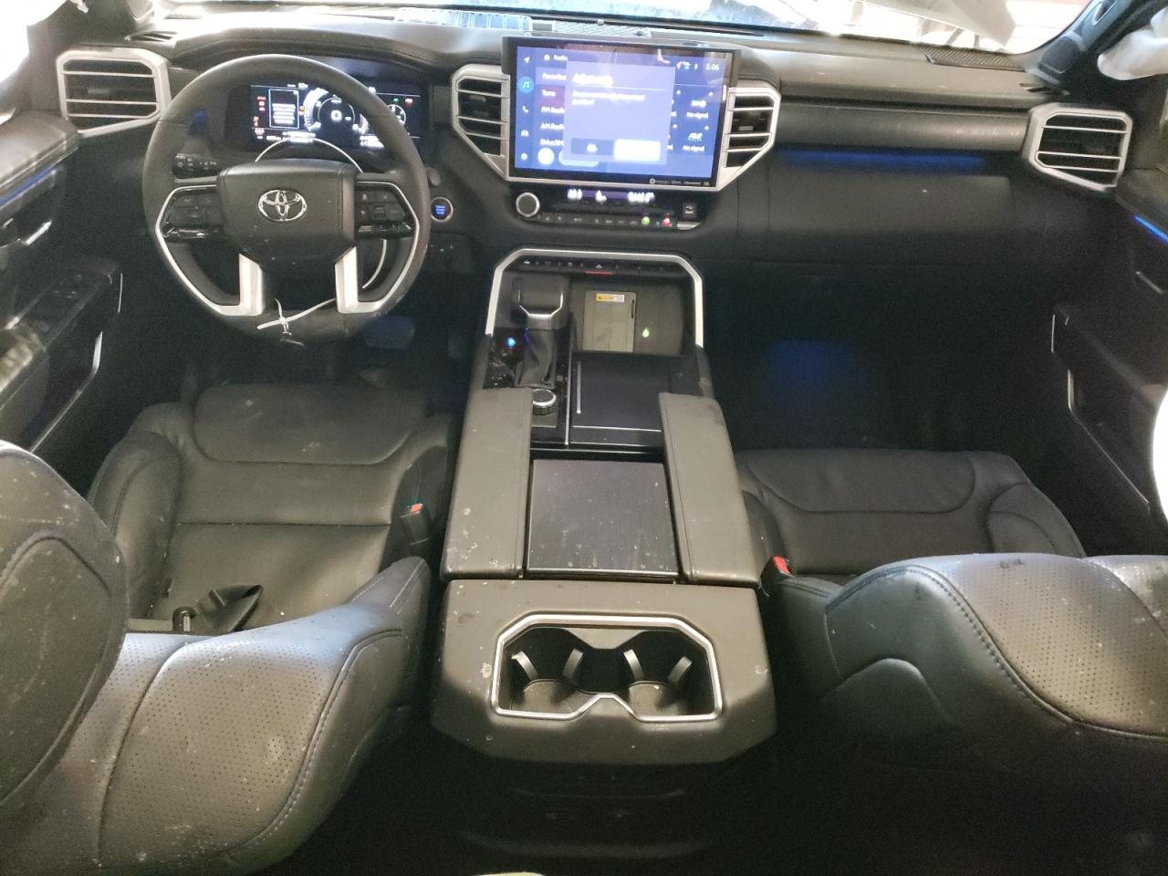 TOYOTA TUNDRA CREWMAX PLATINUM