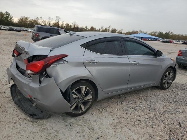 2015 Hyundai Elantra - Image 3