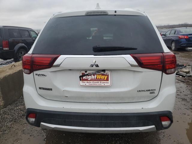 JA4AZ3A39JZ050620 | 2018 Mitsubishi outlander se