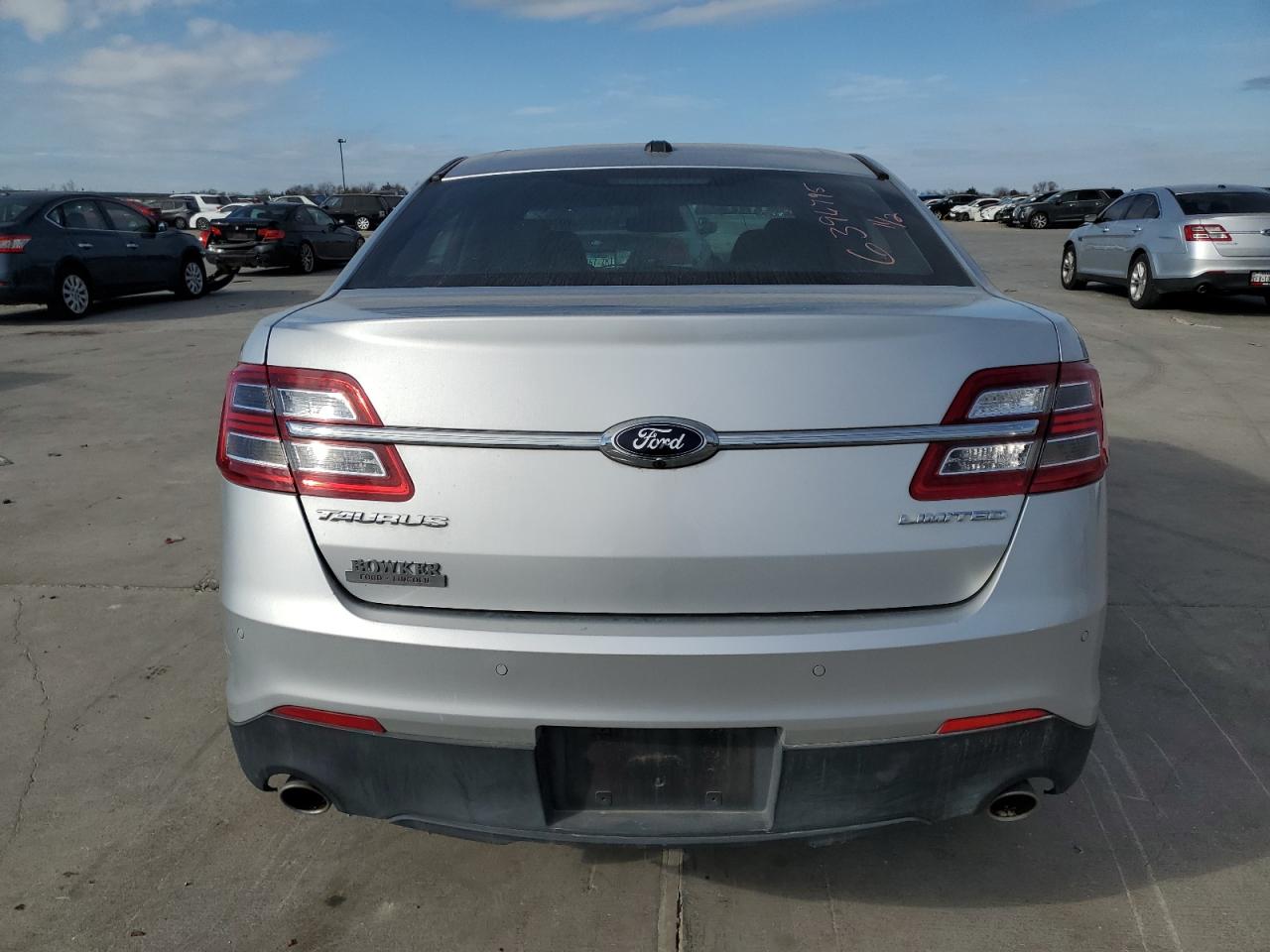 2015 Ford Taurus Limited vin: 1FAHP2F88FG102739