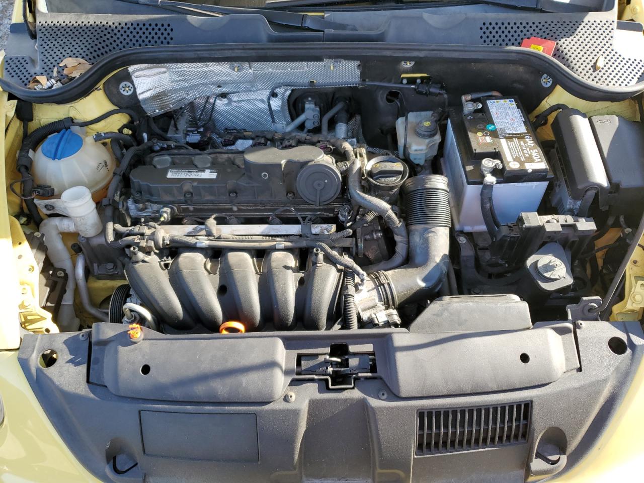 3VWJX7AT5CM611187 2012 Volkswagen Beetle