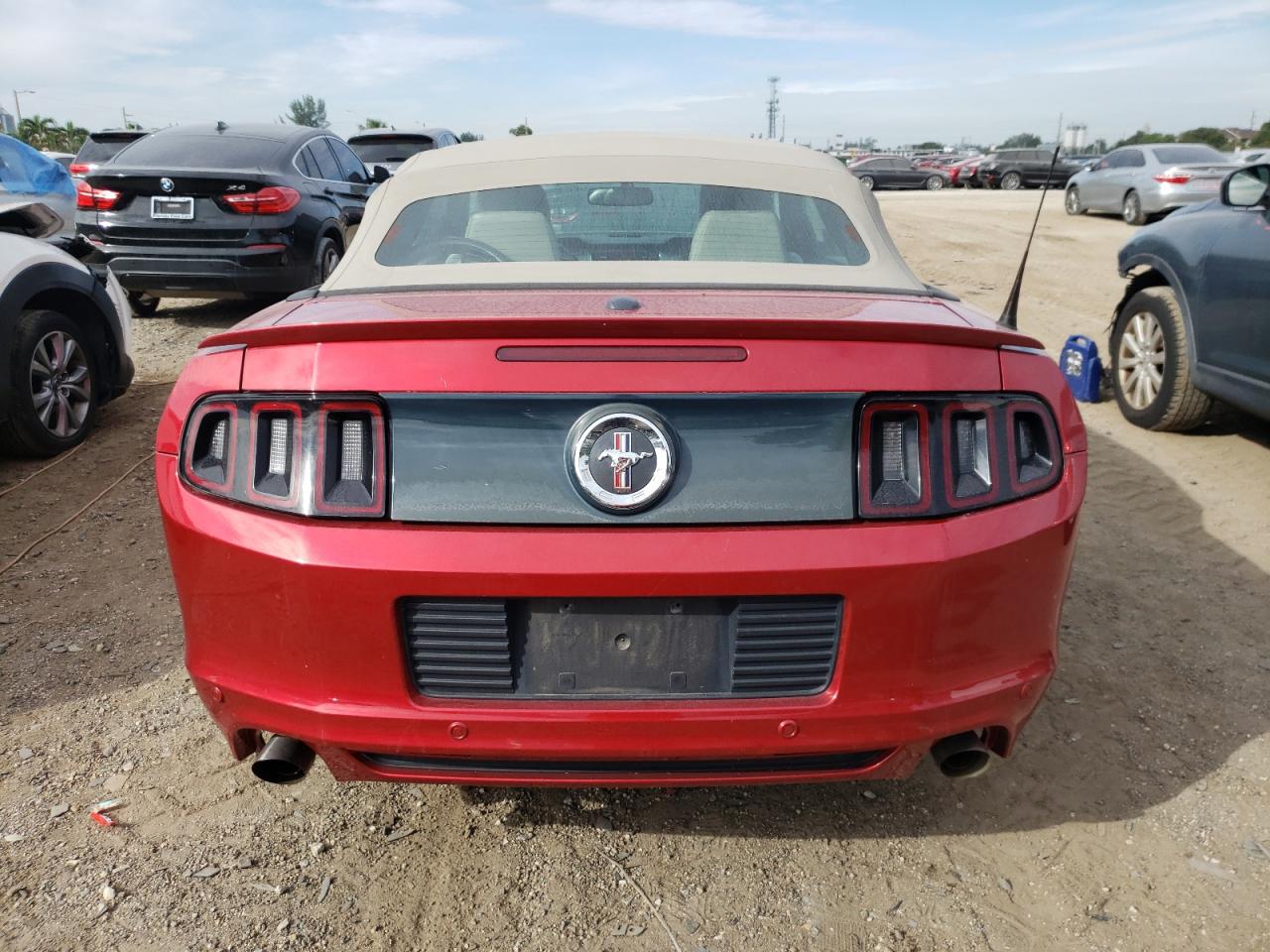 1ZVBP8EM1D5244762 2013 Ford Mustang 1ZVBP8EM1D5244762 2013 Ford Mustang