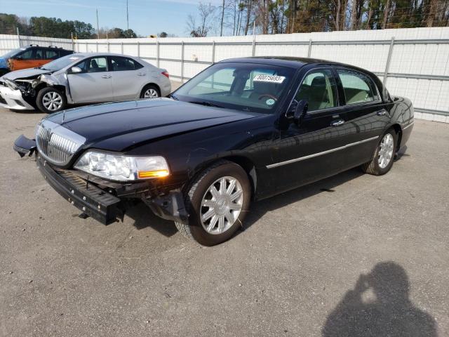 2011 Lincoln Town Car Signature Limited