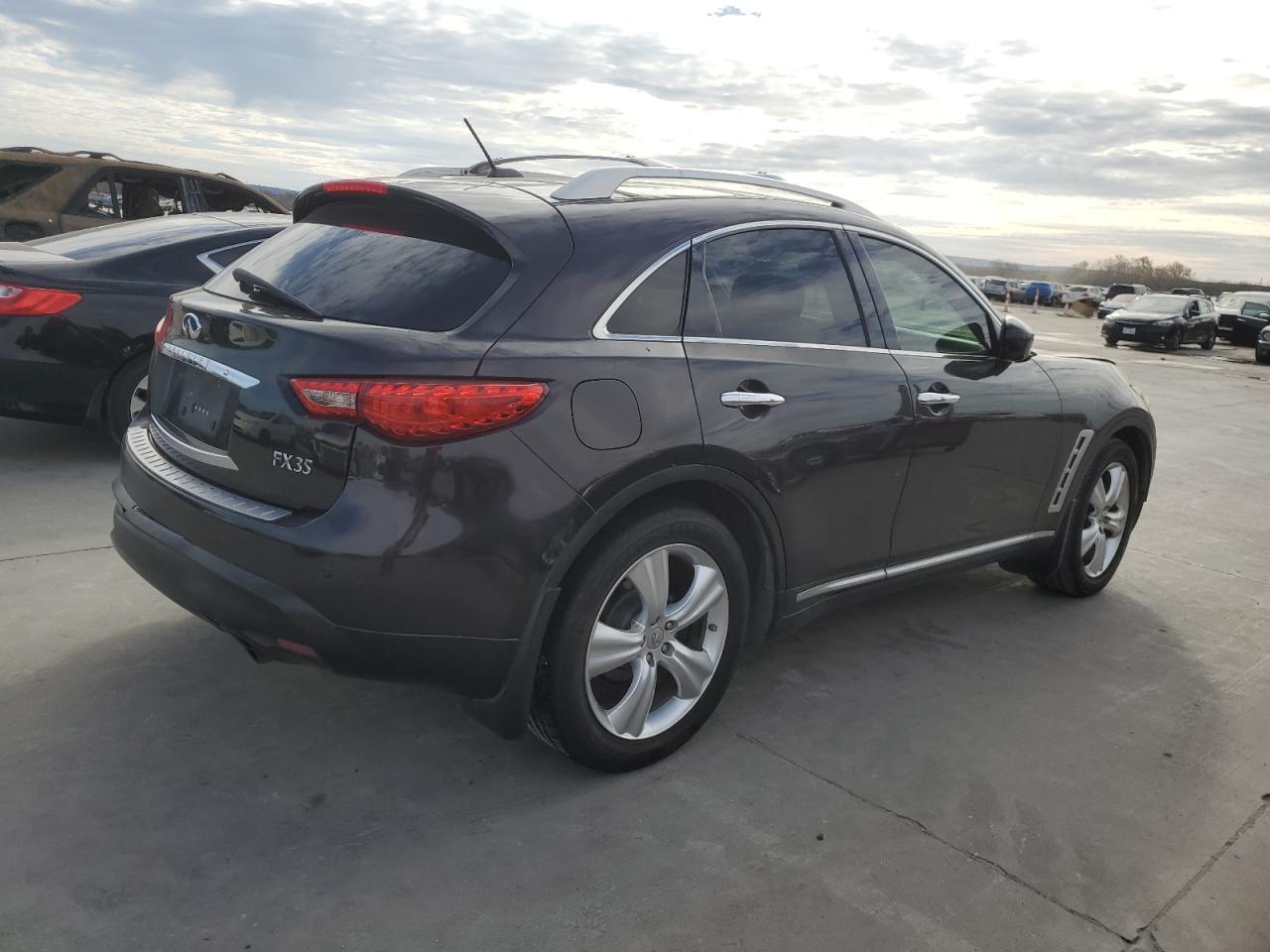 jn8as1mu4am800025 JN8AS1MU4AM800025 2010 Infiniti Fx35