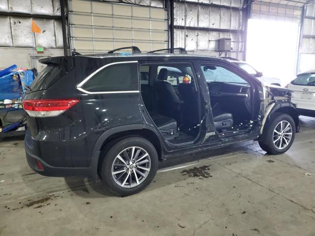 VIN 5TDJZRFH8KS571845 2019 Toyota Highlander, SE no.3