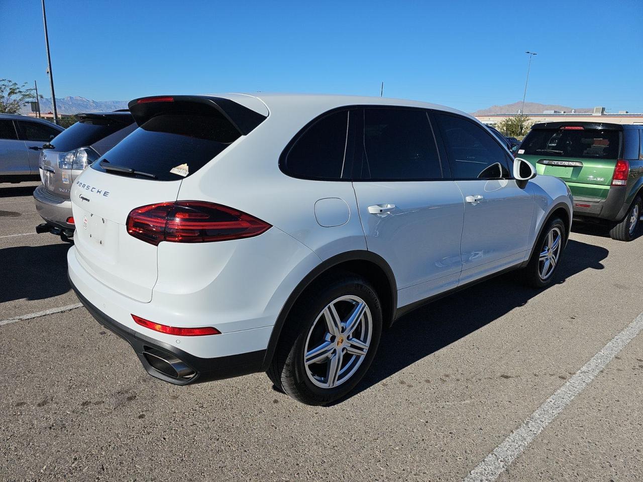 WP1AA2A28GKA14657 2016 Porsche Cayenne