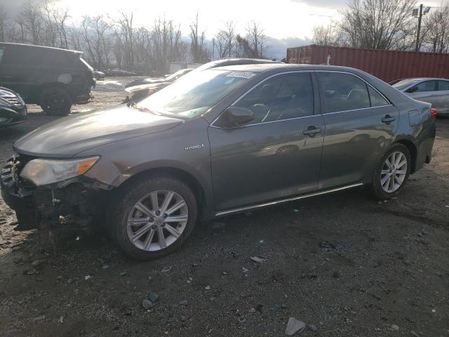 2013 Toyota Camry Hybrid 