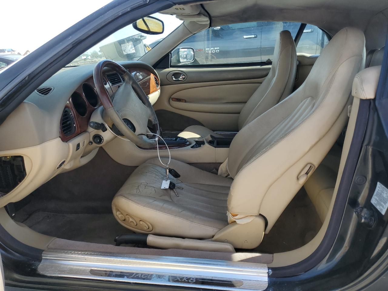 sajgx2242wc020720 SAJGX2242WC020720 1998 Jaguar Xk8