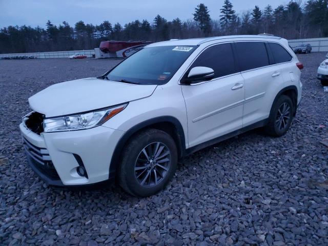 VIN 5TDJZRFHXKS586265 2019 Toyota Highlander, SE no.1