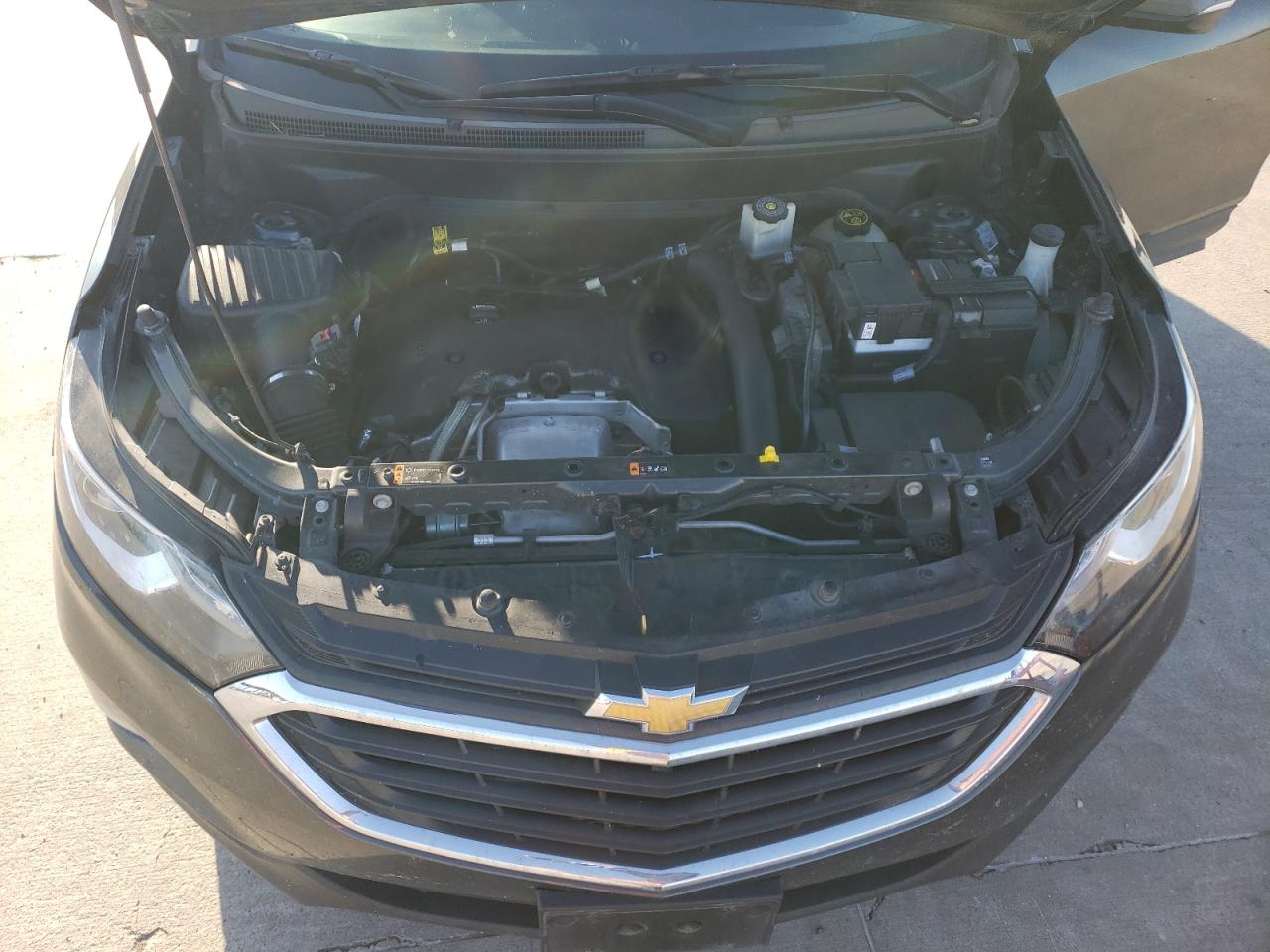 3GNAXKEX3JL331541 2018 Chevrolet Equinox Lt